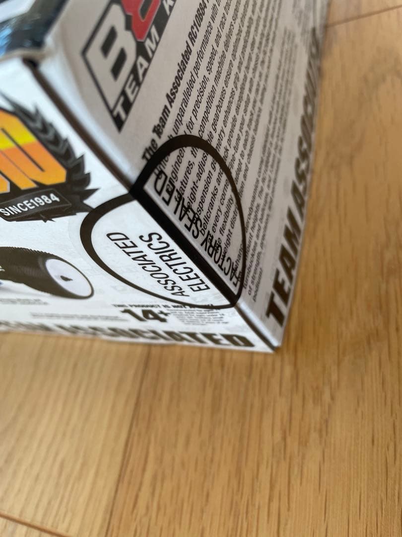 Team Associated RC10 B84 アソシエイテッド