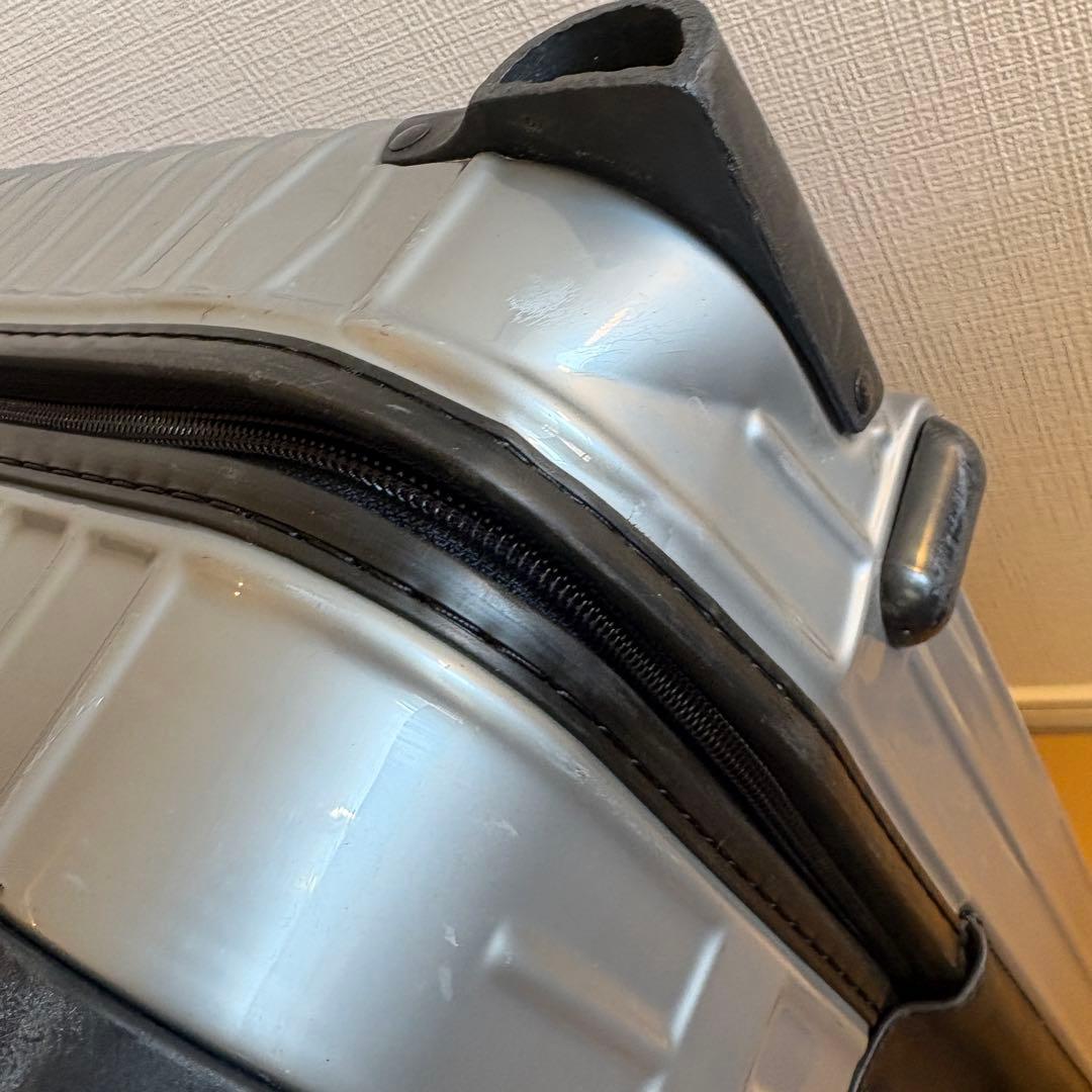 リモワ　サルサ　キャリーケース　104L