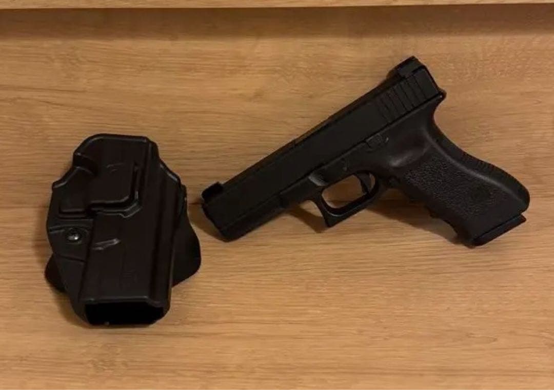 ⭐︎東京マルイ ガスブローバック GLOCK 17 + LayLaxホルスター ⭐︎