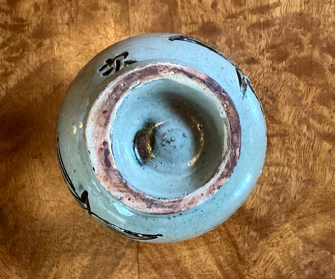 人間国宝　金城次郎　琉球壺屋焼　魚文　湯呑