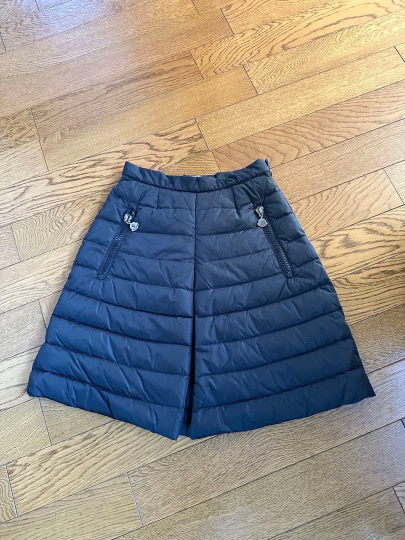 モンクレールキルティングダウンスカート ブラック