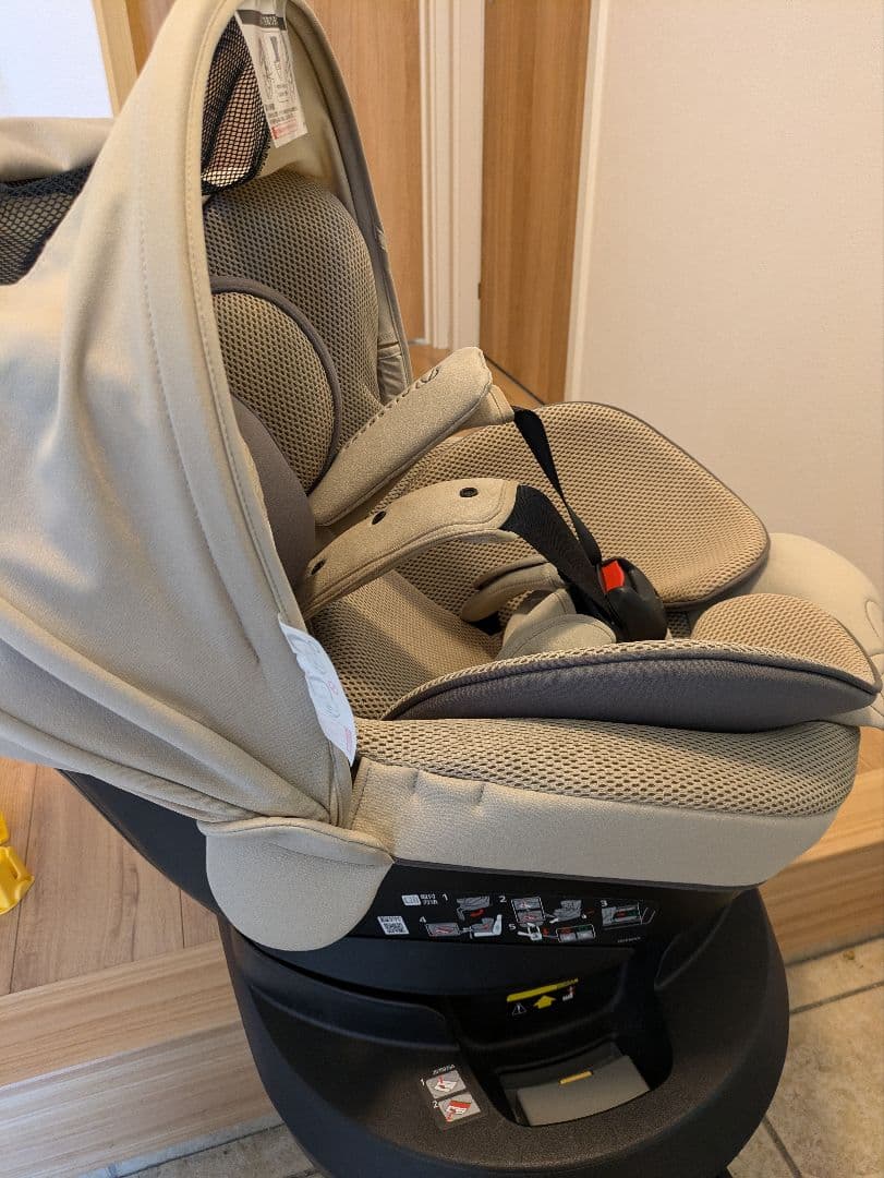 【AILEBEBE】 希少色 グラングレージュ クルット5i チャイルドシート