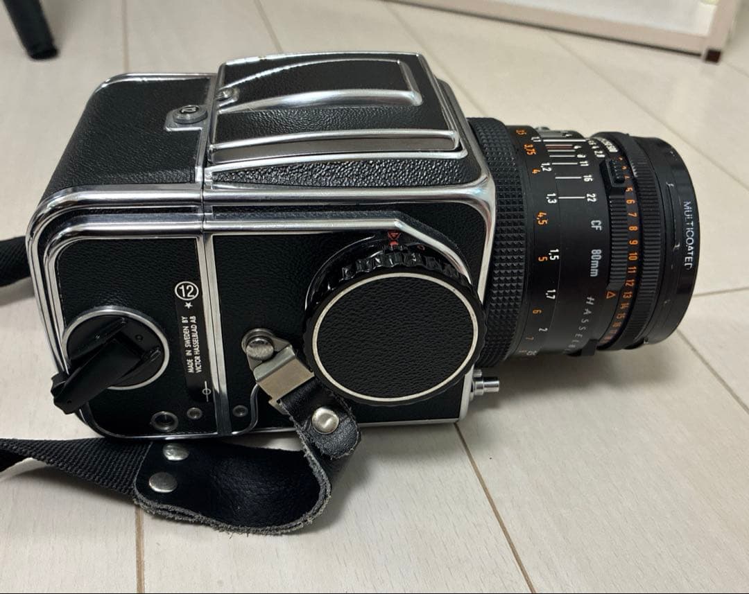 【楽一番】HASSELBLAD 500C/M Planar 1:2.8