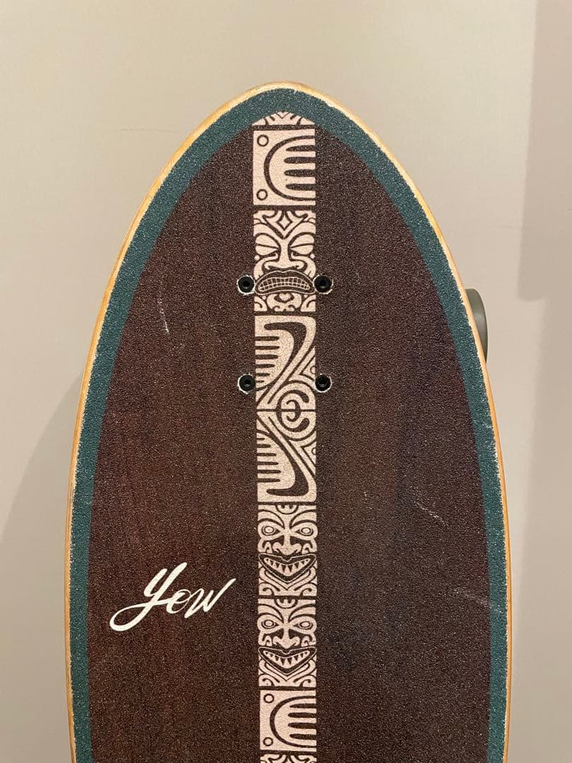 Yow サーフスケートボード　TEAHUPPO 34インチ