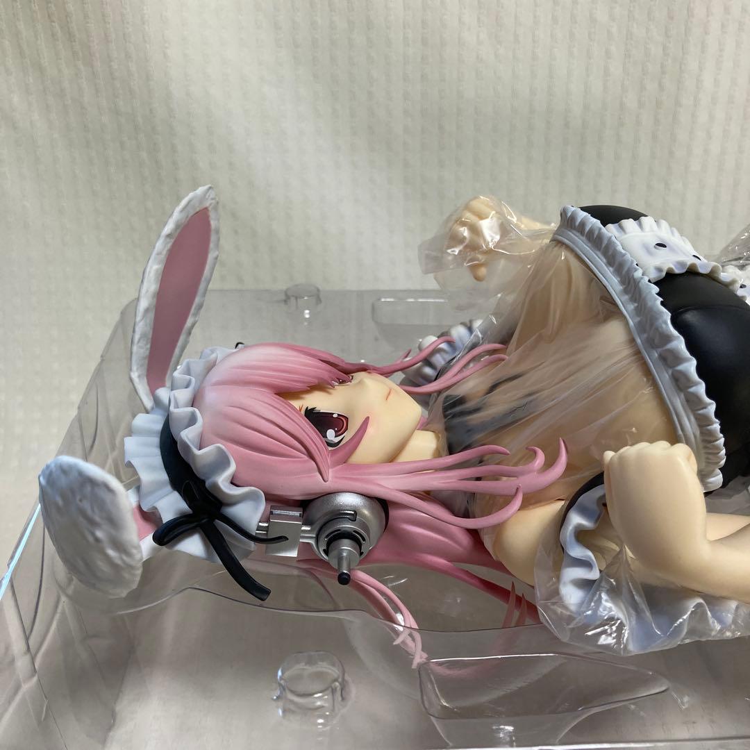 SUPER SONIKO BUNNY Ver. フィギュア