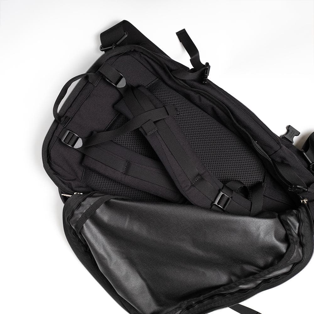 BACH TRAVELSTAR28 リュック ビジネスバックブラック