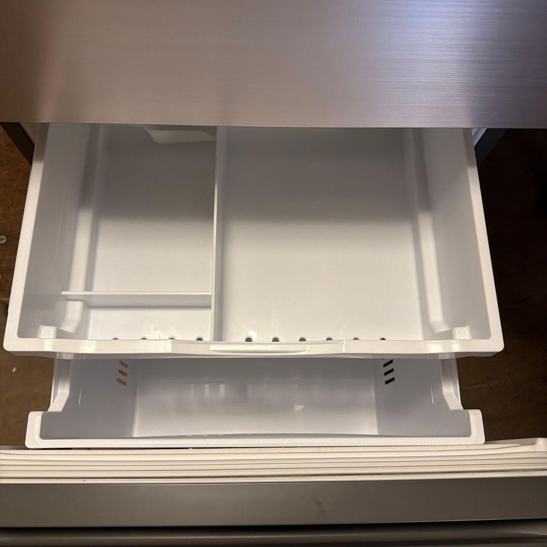 青いアバターさま専用‼️‼️‼️ 日立 3ドア冷蔵庫 シルバー R-V32KV（N）