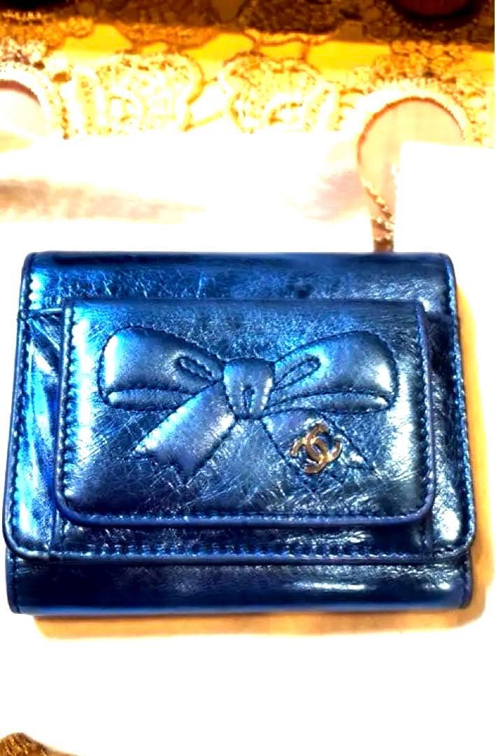 国内正規品未使用に近いシャネルミニ財布レディース三つ折り贈物ブルー二つ折りギフト