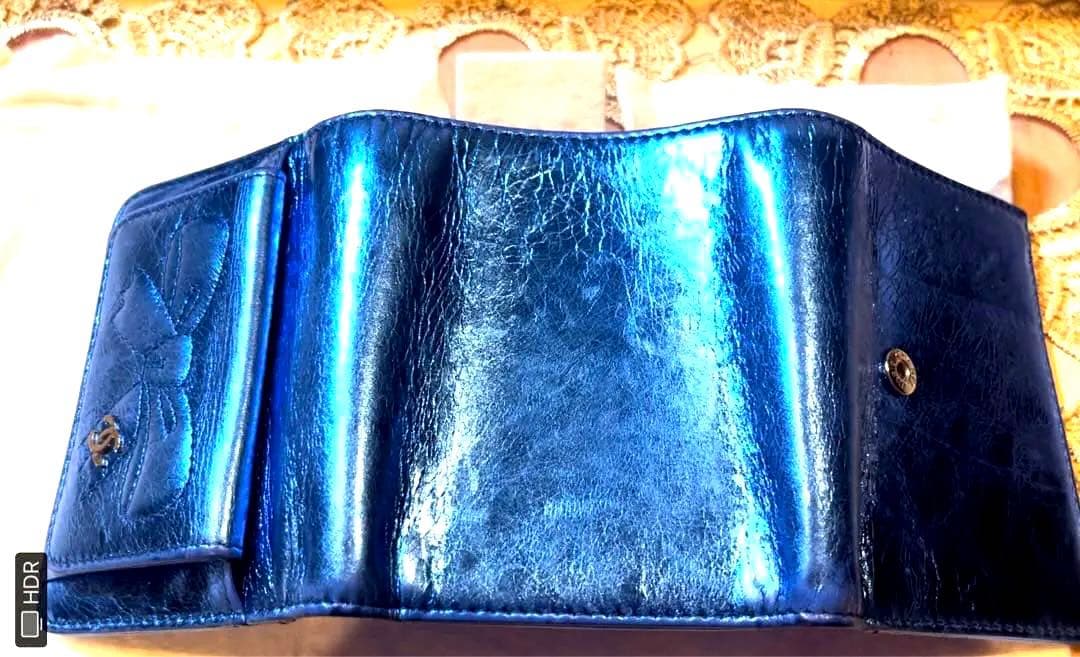 国内正規品未使用に近いシャネルミニ財布レディース三つ折り贈物ブルー二つ折りギフト