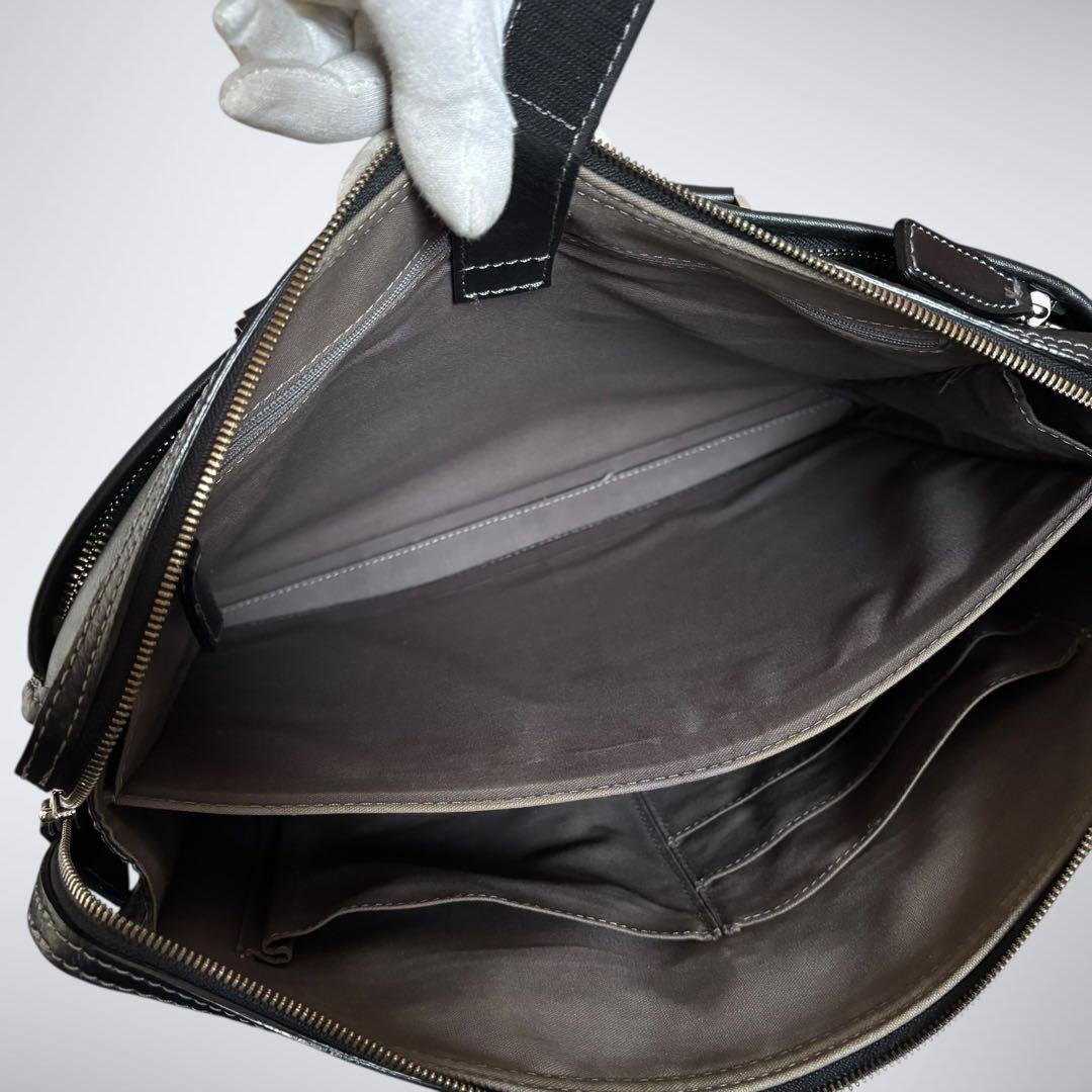 【美品・防水】土屋鞄 プロータ スクエアブリーフケース A4可 ブラック