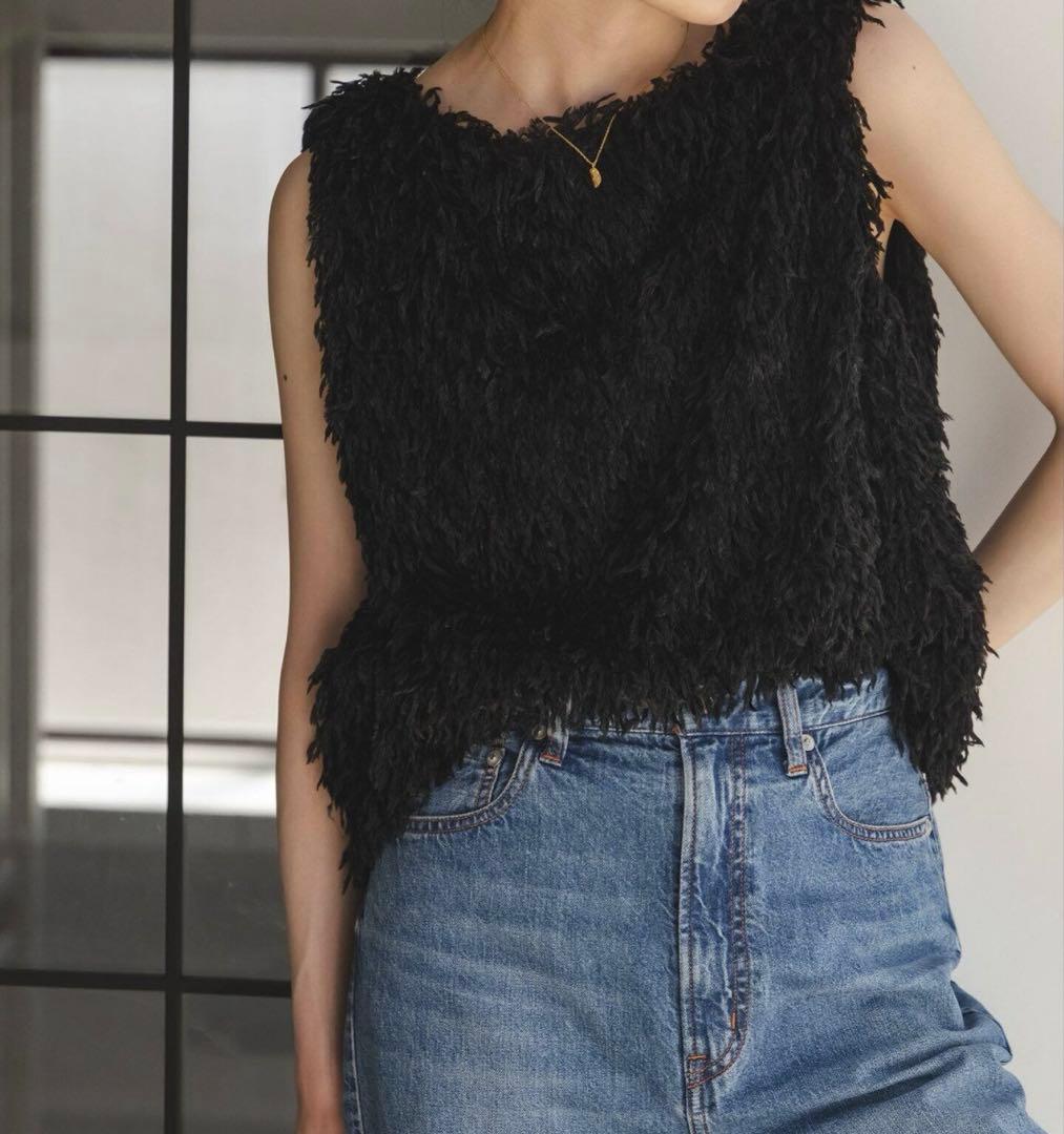 なな大人気商品！ノーブル　フェザーヤーンタンクトッププルオーバー　ブラック