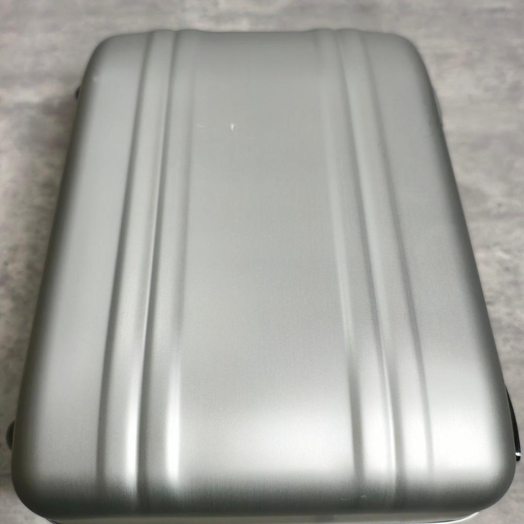 【美品】ゼロハリバートン ミニアタッシュケース カメラケース シルバー