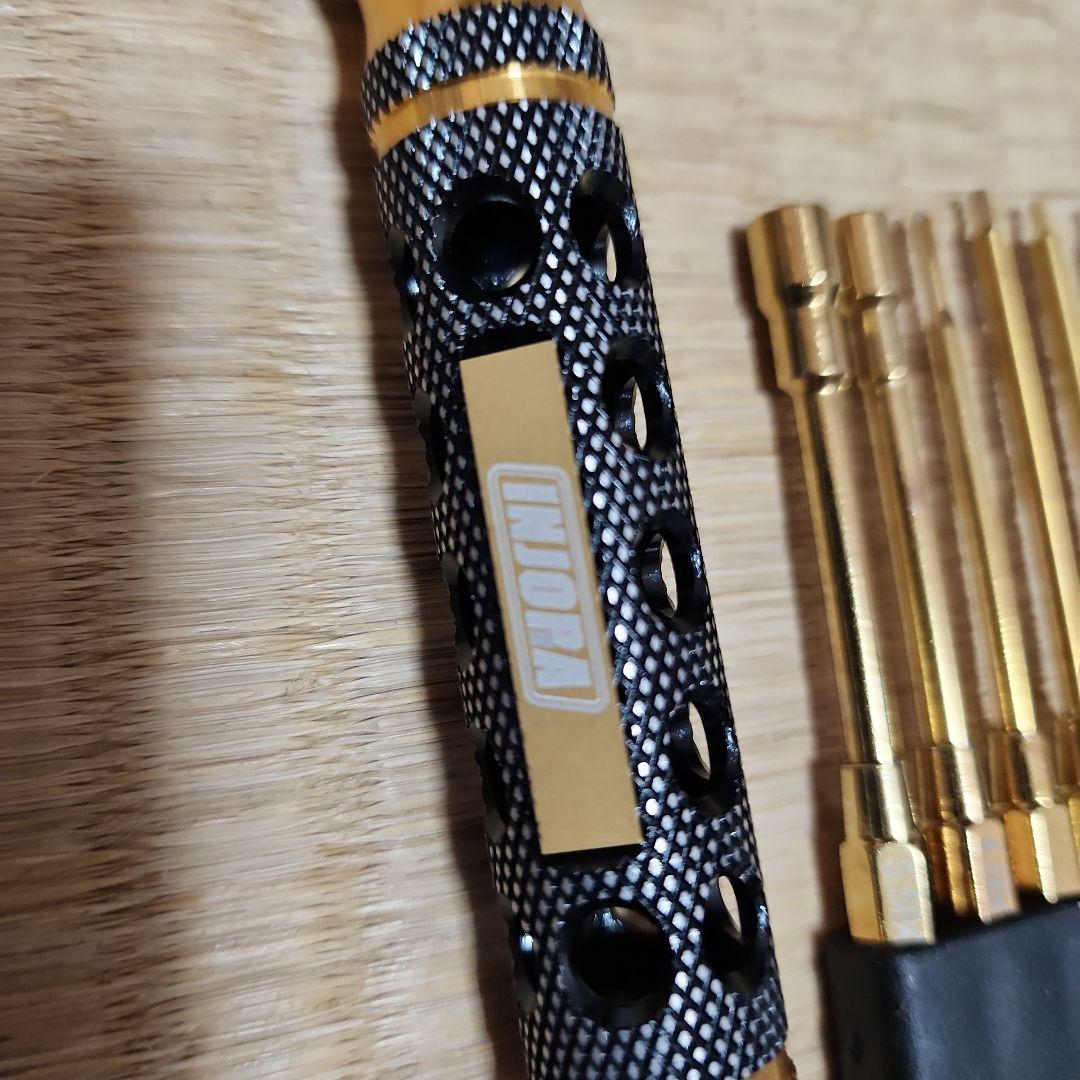 トラクサス　ディフェンダーtrx4mフルセット　オプション付　数回室内走行済み