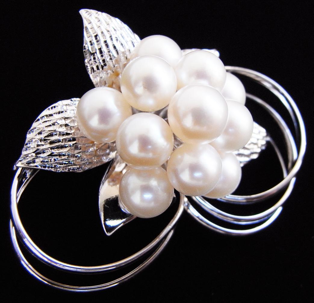 フレコ★紫陽花・925シルバー(銀製)アコヤ真珠（本真珠）１１粒・ブローチ