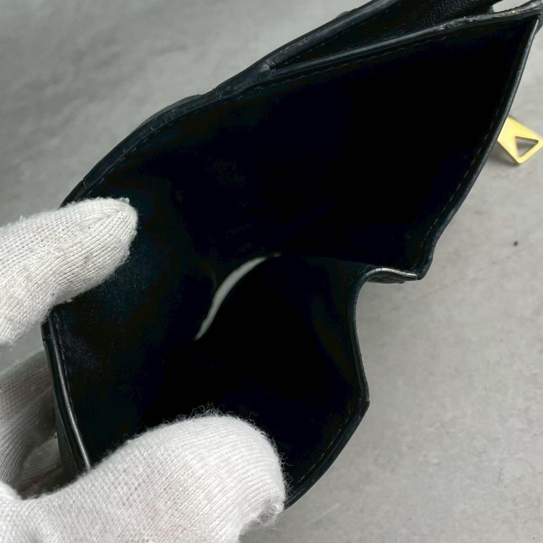 【美品】ボッテガヴェネタ 折り財布 カセット イントレ レザー ブラック 金具