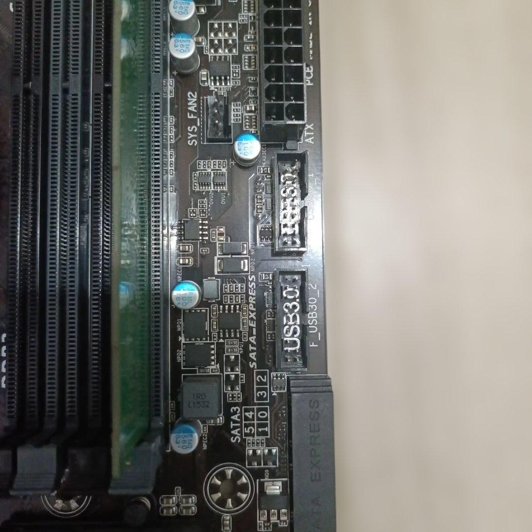 i7-7700+GA-H170M-D3H DDR3+メモリ4GB+クーラー