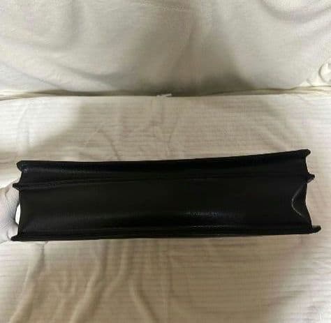 【希少】Aquascutum（アクアスキュータム）鍵付き本革 ビジネスバッグ