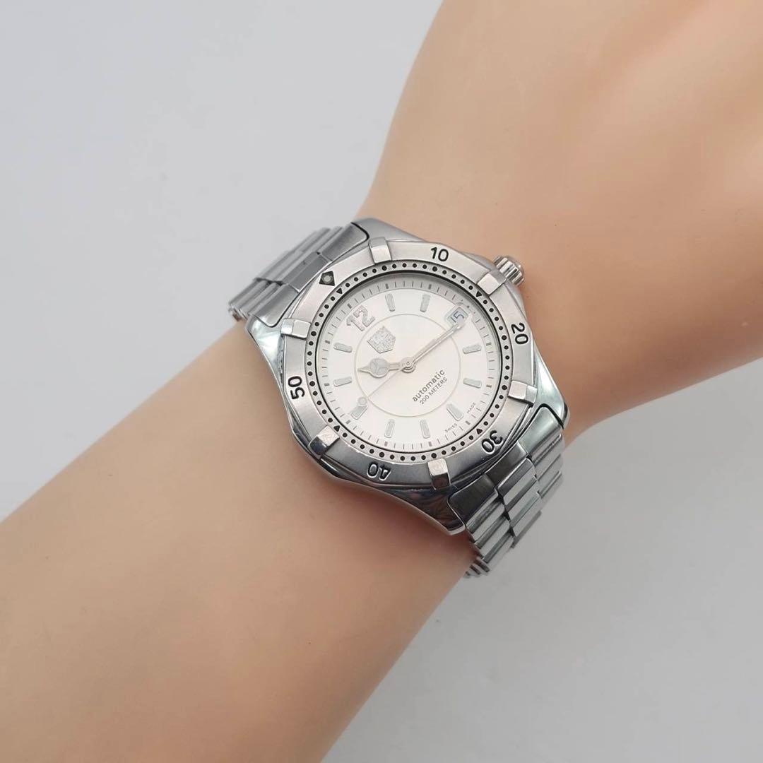 タグホイヤー　プロフェッショナル　WK2116 シルバー文字盤　自動巻き　メンズ