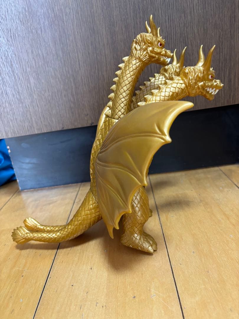 怪獣郷　キングギドラ　☆1月9日以後発送☆ 写真追加しています