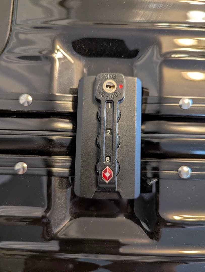 スーツケース 78L XL ブラック ラッチ式 TSA×2 ダイヤルロック×2