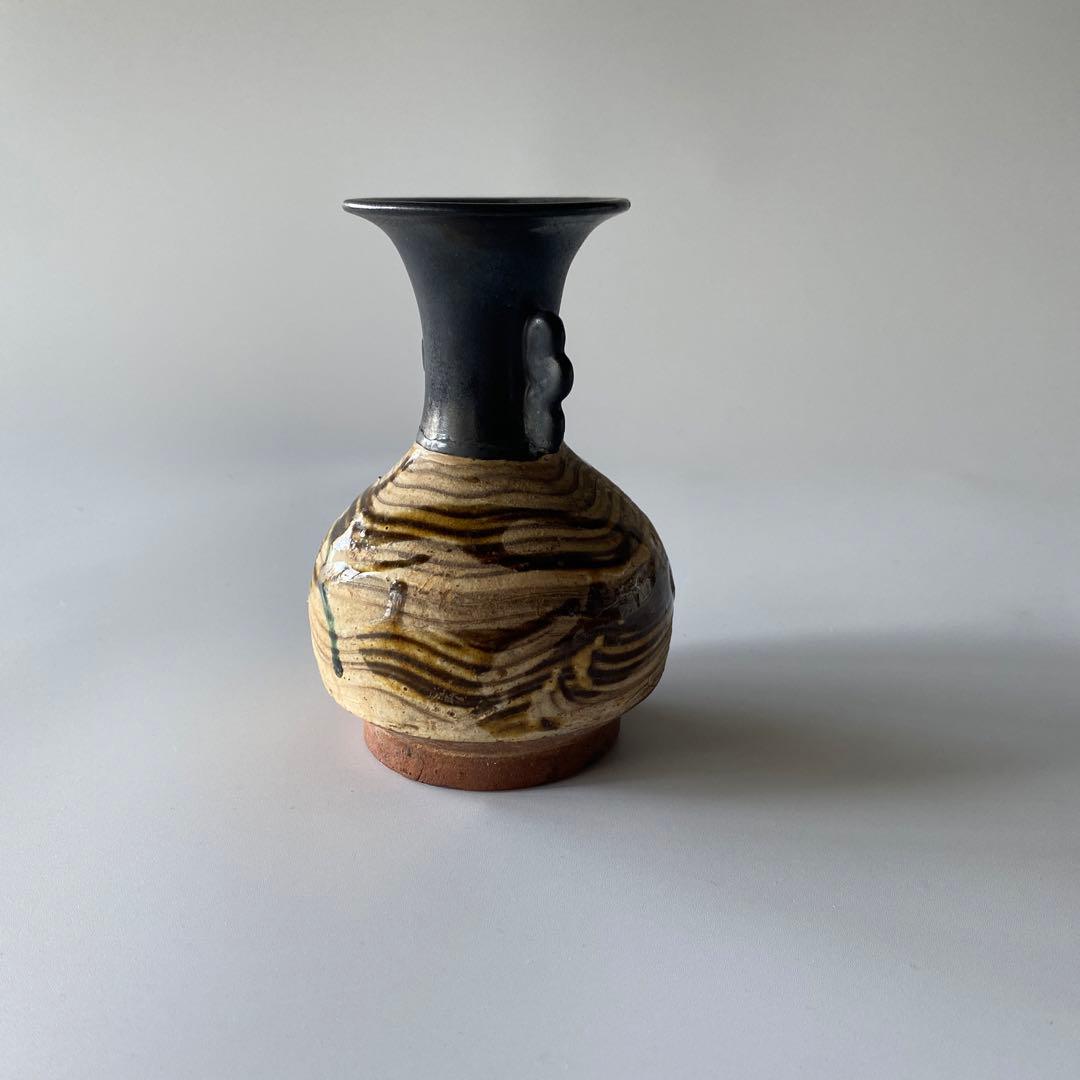 古唐津 唐津焼 岸岳系 花瓶 花器 花入れ 仏花瓶