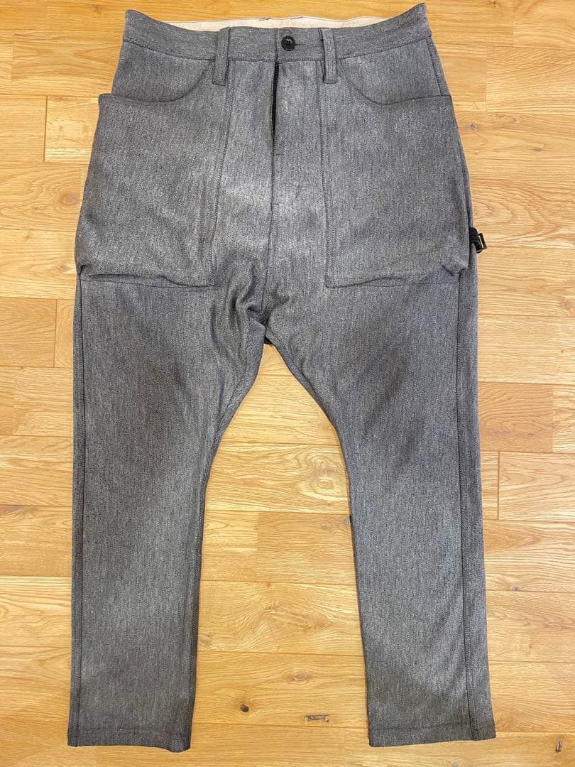 本日限定値下げ　グレー サルエルパンツ Sサイズ