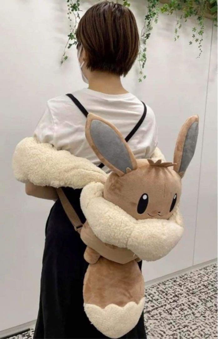 ポケモンセンターオンライン限定のボタンのイーブイリュック