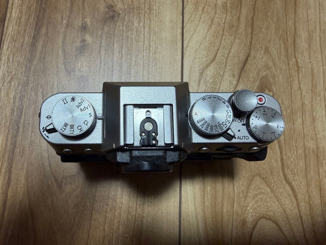 FUJIFILM X-T10 ミラーレス一眼カメラ シルバー