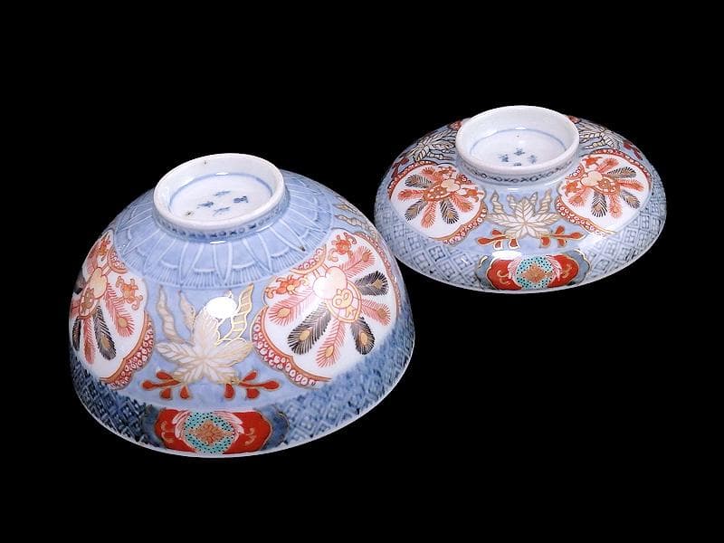 古伊万里　薄瑠璃　染錦　孔雀の図　大振蓋茶碗　F200AS-CTe