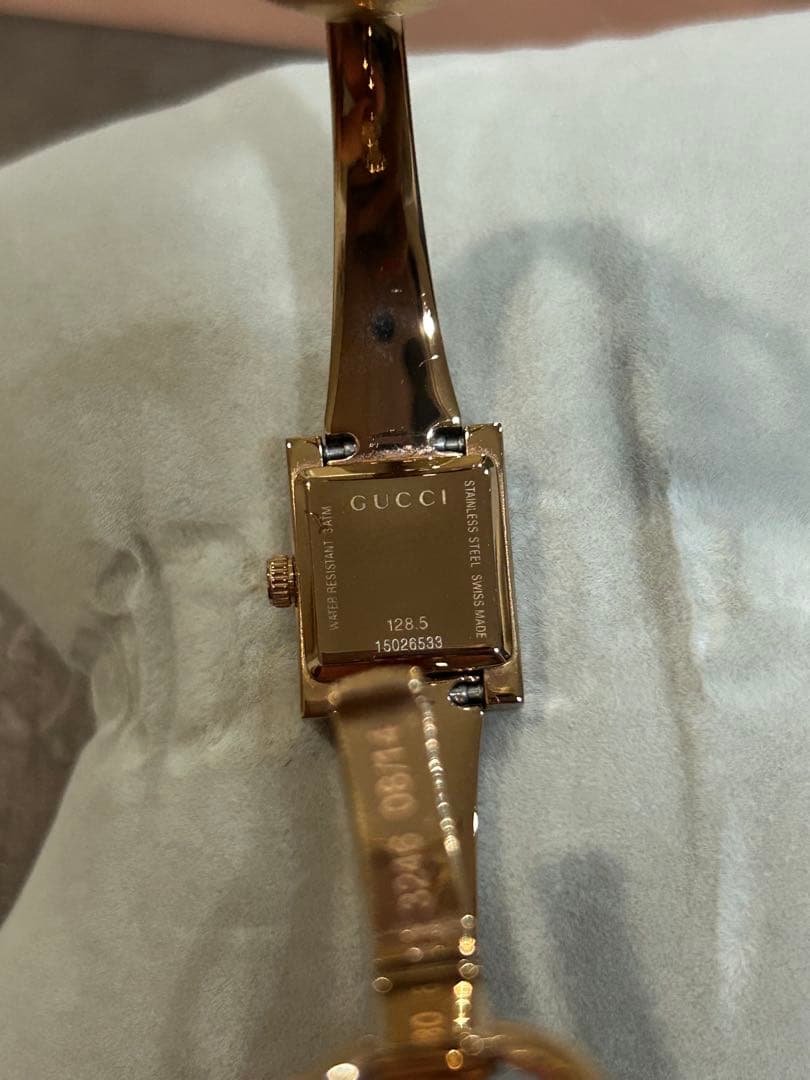 GUCCI レディース腕時計（ローズゴールド）