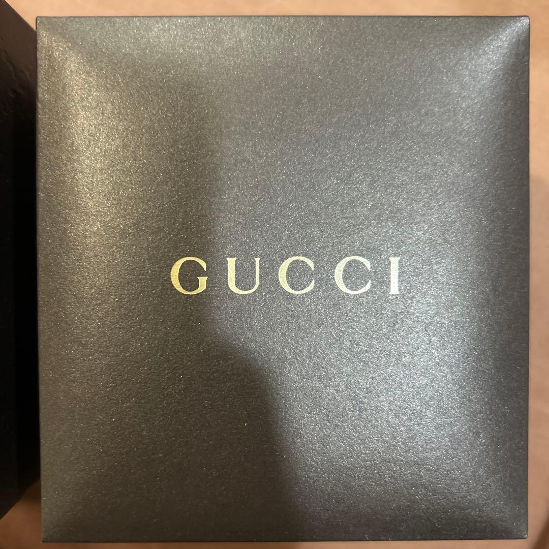 GUCCI レディース腕時計（ローズゴールド）