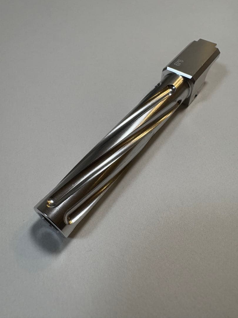 LayLax グロック17 Gen4 フルーテッドバレル