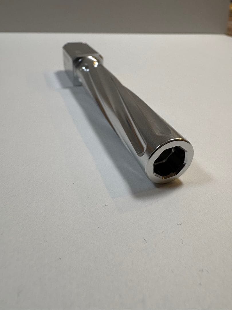 LayLax グロック17 Gen4 フルーテッドバレル