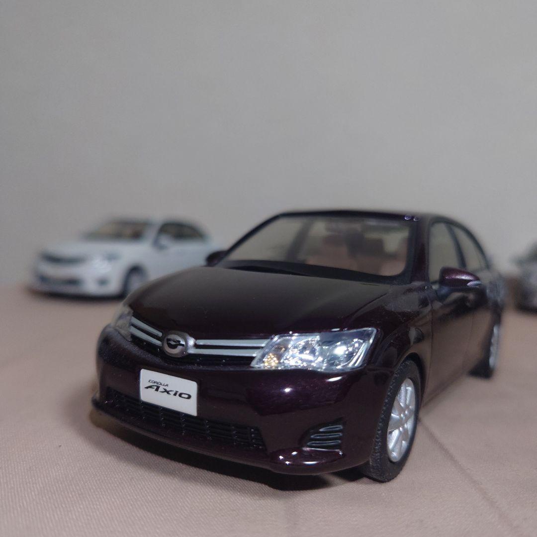 TOYOTA　COROLLA　Axio 7台セット