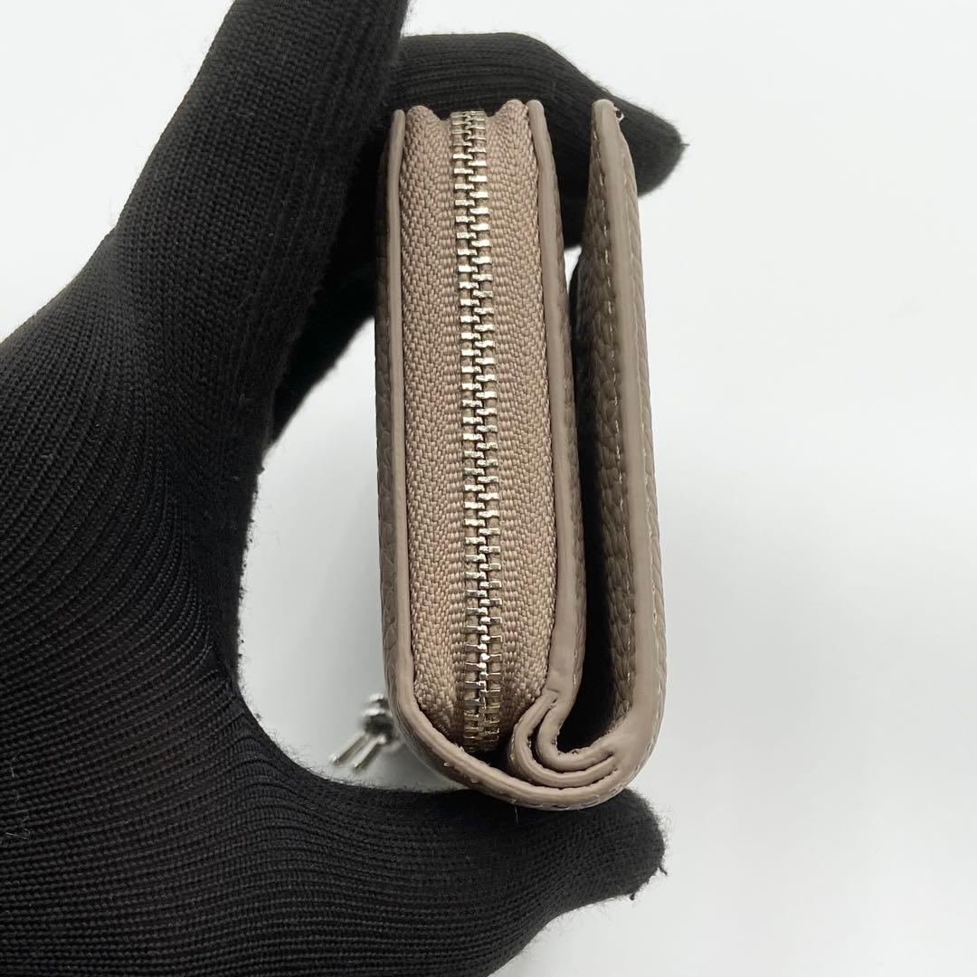 未使用級　vasic ROUND MINI 折り財布　ノット　レザー　ストーン