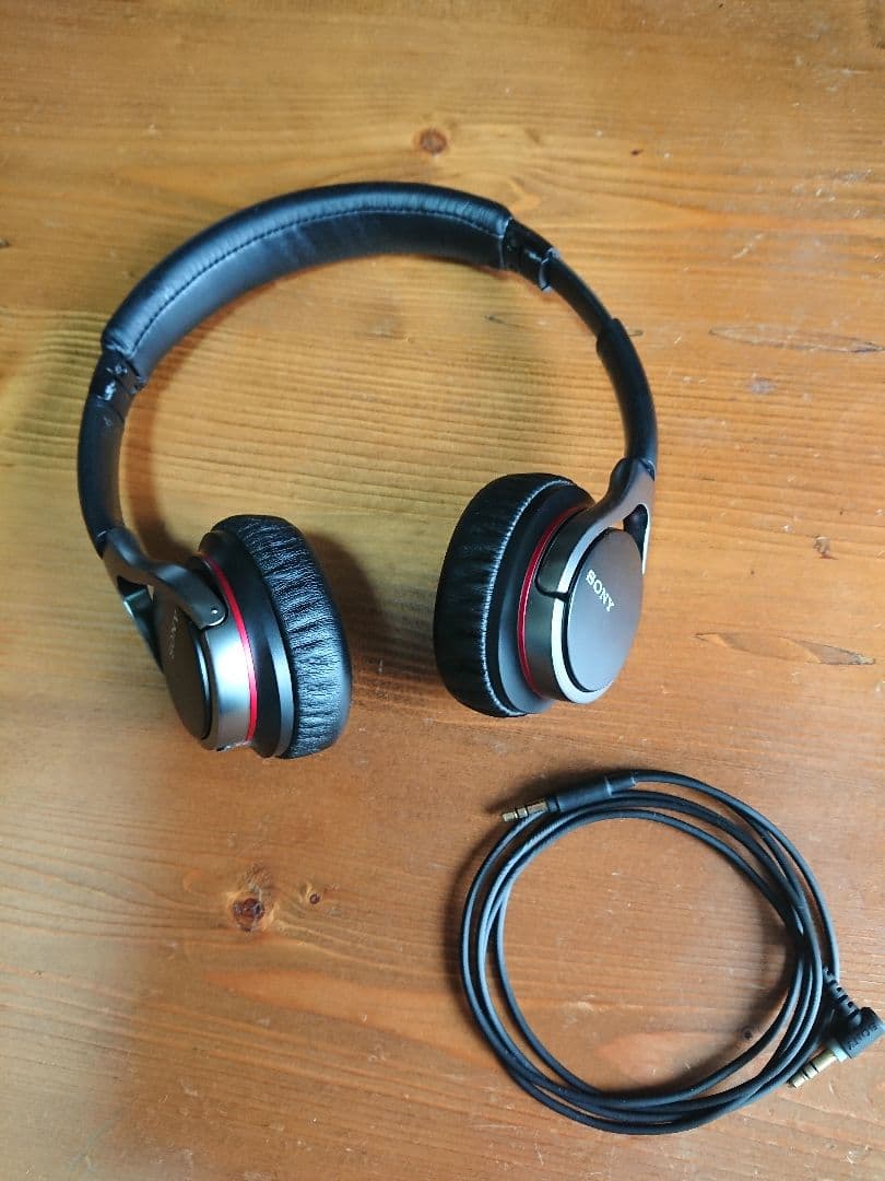 ソニー ヘッドホン　SONY MDR-10RC(B)