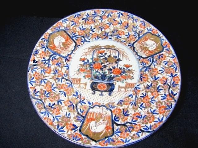 古伊万里大皿　金彩色絵　櫻花尽　見込花篭 鷺　冨貴長春 径46cm 江戸後期