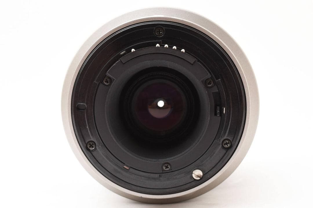 ★極上品★ニコン Nikon 70-300mm f4-5.6 シルバー 677