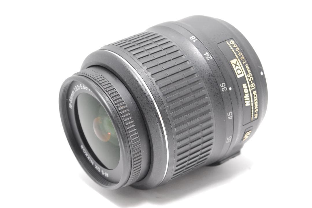 【美品】Nikon D5000　スマホ転送　動画も写真も撮れる　バリアングル液晶