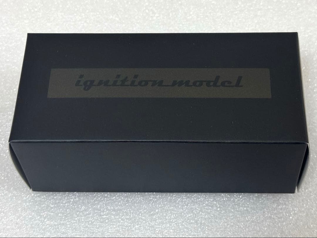 【限定70台】1/18 DATSUN Fairlady 2000 エンジン付属