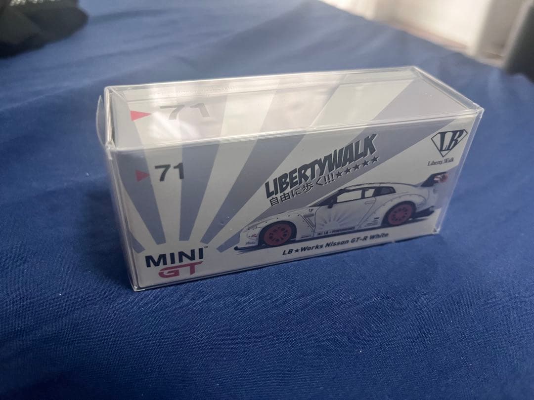 Minigt ミニGT LBWK R35 GTR トイザらス限定　NO.71