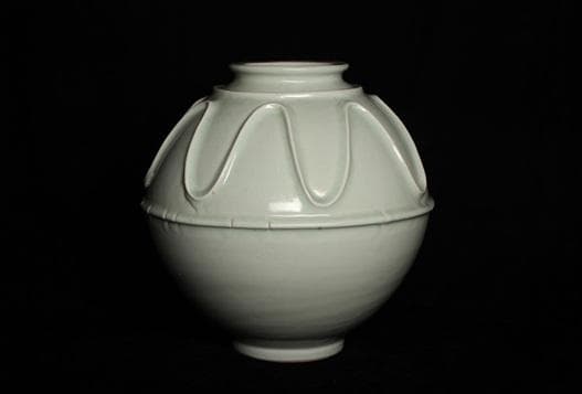 瀧田項一 「 白磁貼文大壺 」 花入 花器 共箱