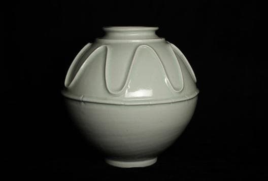 瀧田項一 「 白磁貼文大壺 」 花入 花器 共箱