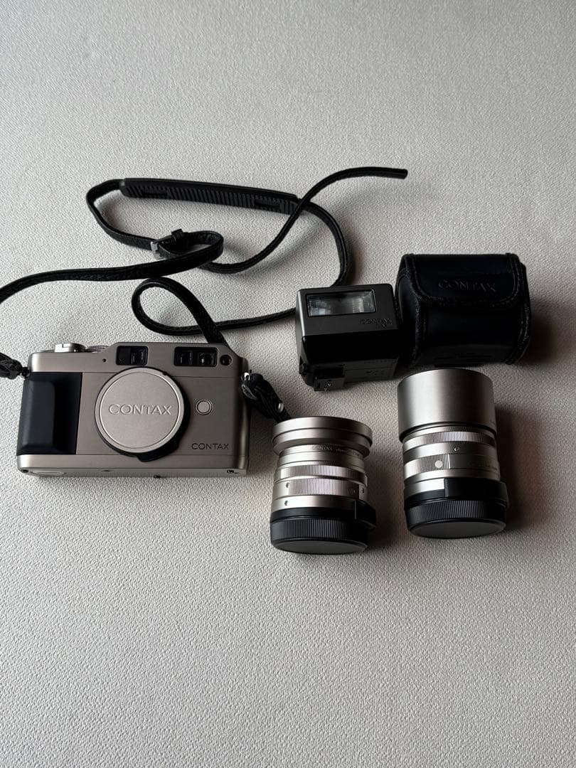 CONTAX コンタックス　カメラ　G1 レンズ二本　ストロボ付き　綺麗です