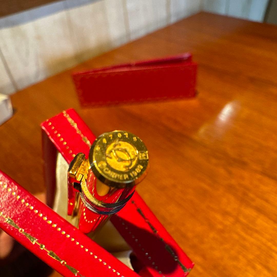 Must de Cartier ゴールドボールペン