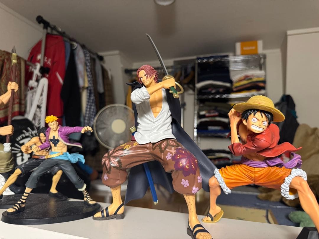 ワンピース フィギュア 要コメント