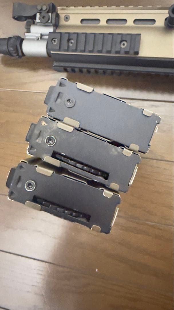 東京マルイ　次世代電動ガン　SCAR-L CQC ショップカスタム　多段マグ２つ