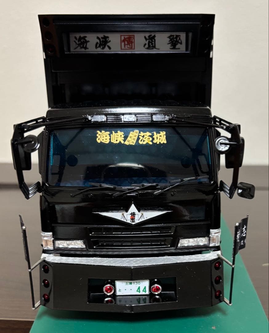 デコトラプラモデル　アオシマ 1/32 海峡道塾 博道丸　完成品　デカ箱　ダンプ