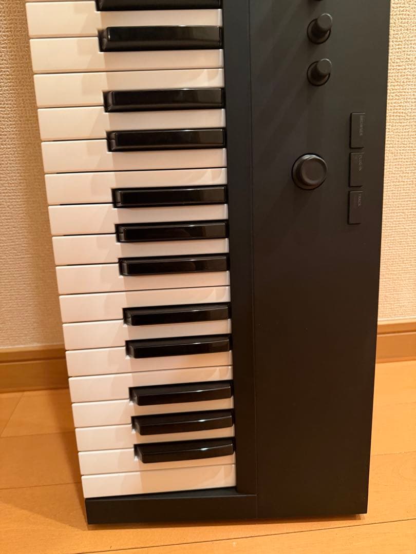 KOMPLETE KONTROL A61 MIDIキーボード 61鍵