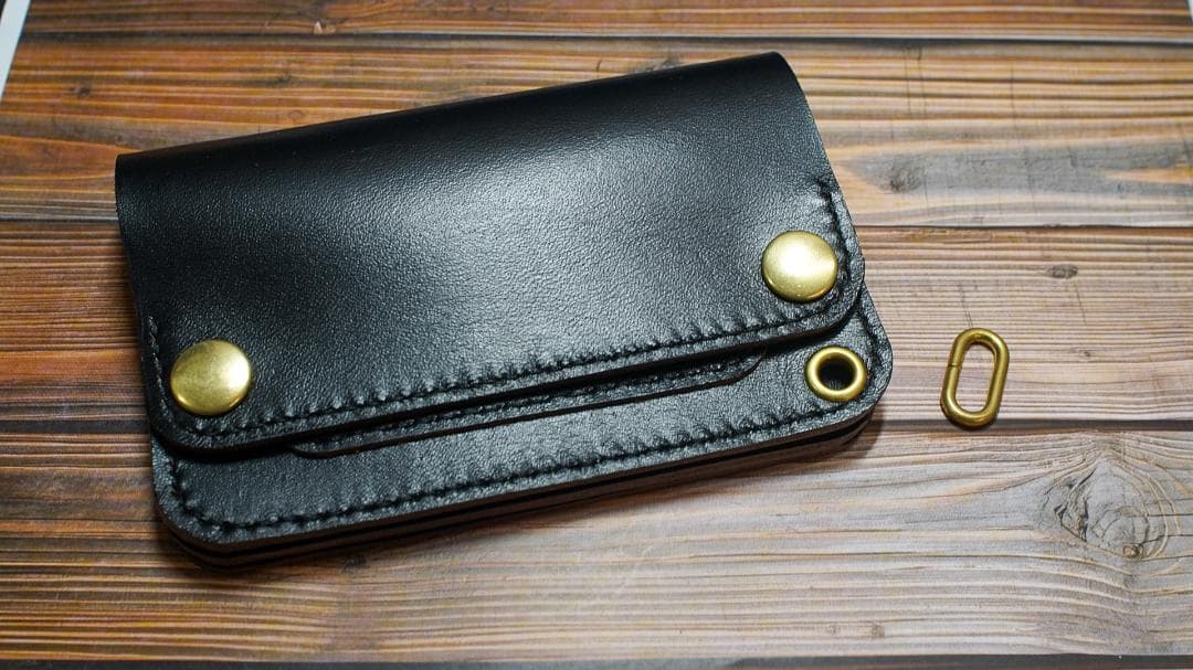 ミドルトラッカーウォレット　三層　馬革 茶芯ブラック　真鍮 トラッカーウォレット